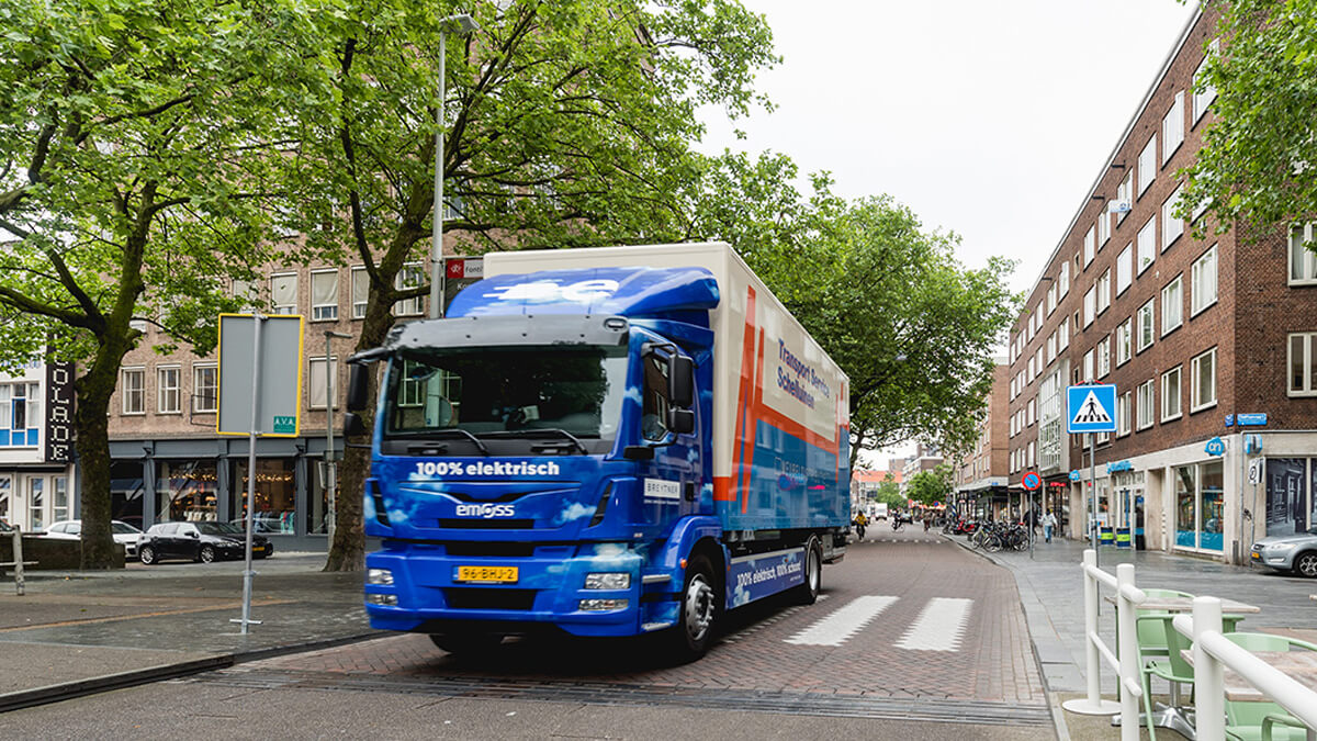 EMOSS_Electric_truck_Rotterdam_Breytner